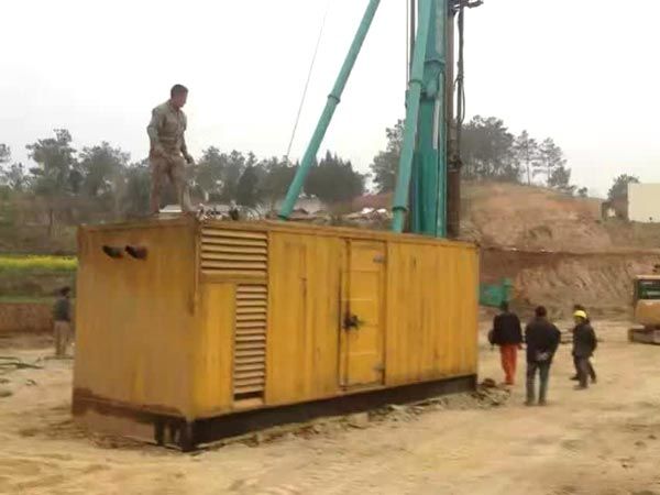 长泰如何判断水冷式机油散热器密封件是否需要更换？